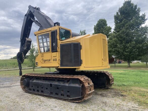 2004 Tigercat 845B Abatteuse sur chenilles