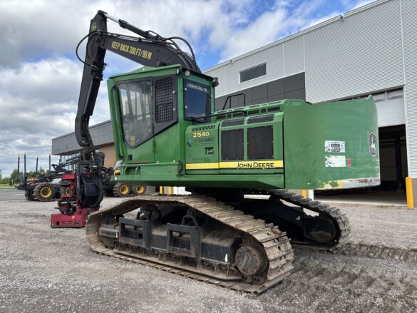 2011 John Deere 2154 Abatteuse sur chenilles