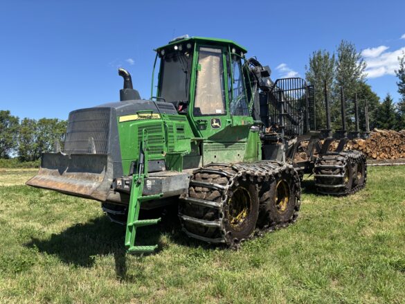 Transporteur John deere 1210G 2022 - 6750 heures