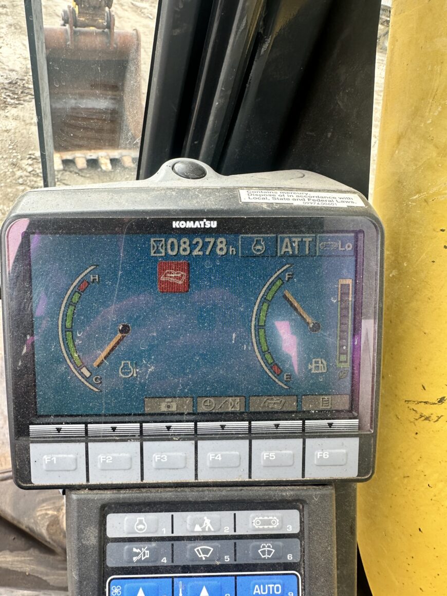 Excavatrice Komatsu PC200LC-8 - 8278 heures – Image 7