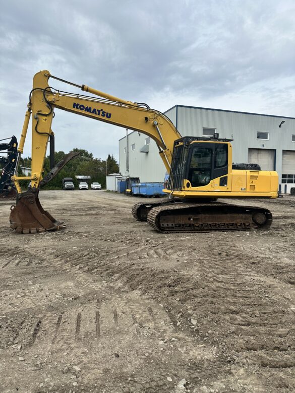 Excavatrice Komatsu PC200LC-8 - 8278 heures