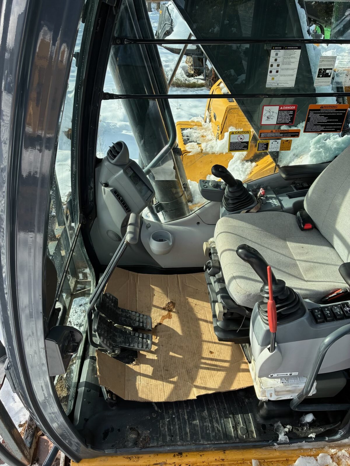 Excavatrice John Deere 300GLC 2020 4223 heures – Image 8