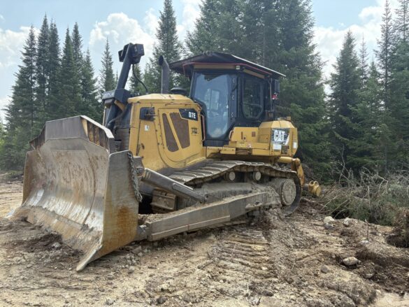 2010 Caterpillar D7E Bouteur sur chenille 11 173 heures